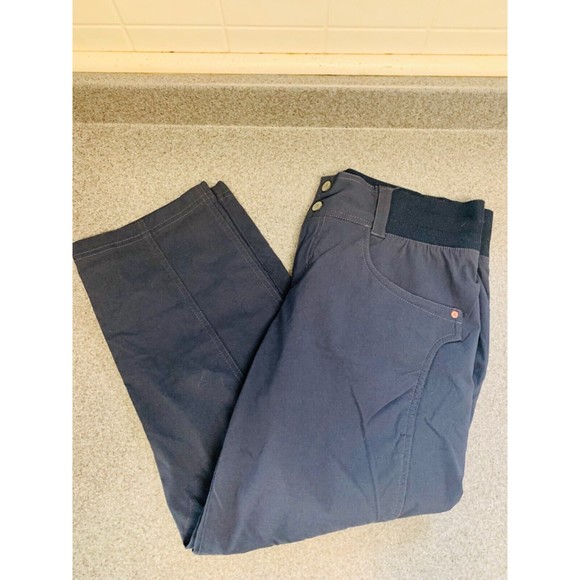 Title Nine Womens sz 8 Blue Nylon Blend Stretch Clamber 2.0 Hiking Capri Pants - Picture 6 of 9
